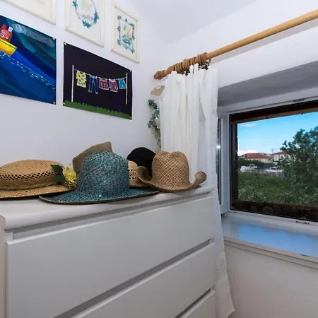 Ferienhaus Little Sweet Stone House For 4, Seget, 20m To The *