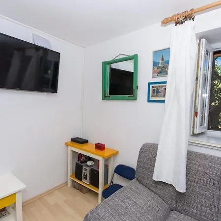 Little Sweet Stone House For 4, Seget, 20m To The Traù