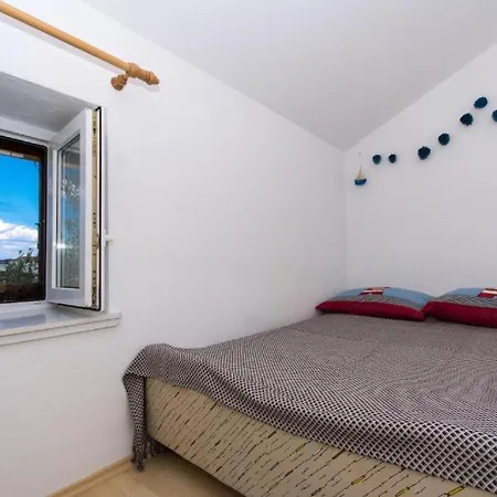 Little Sweet Stone House For 4, Seget, 20m To The Traù