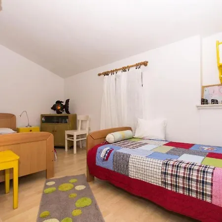 Little Sweet Stone House For 4, Seget, 20m To The *